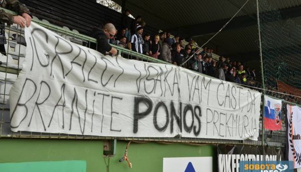 navijaci-mura05.jpg