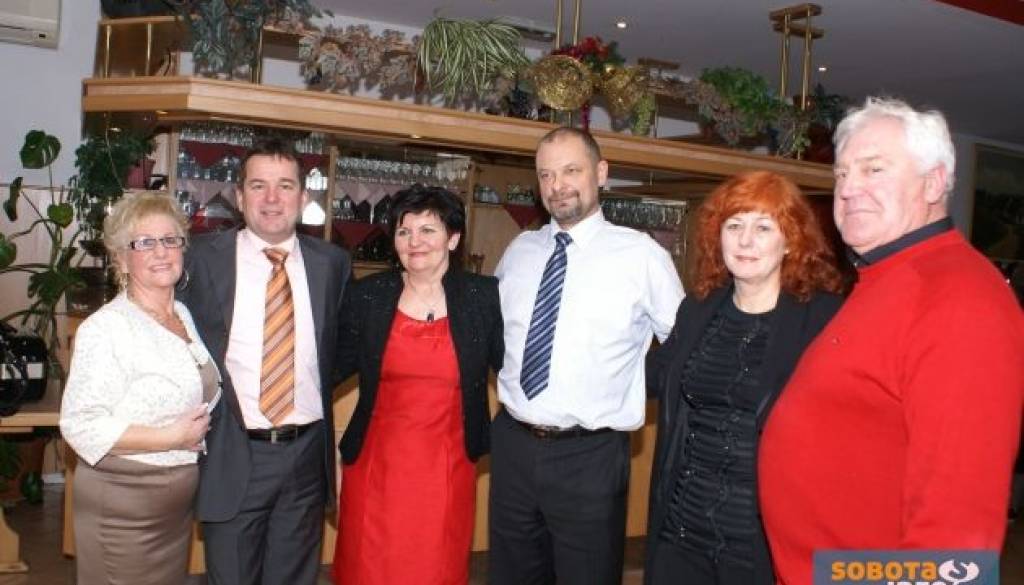 Upokojenci OOZ1a.JPG
