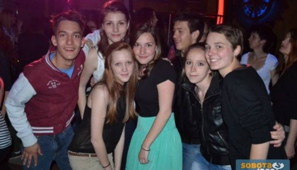 CSC_0150 (Custom).JPG