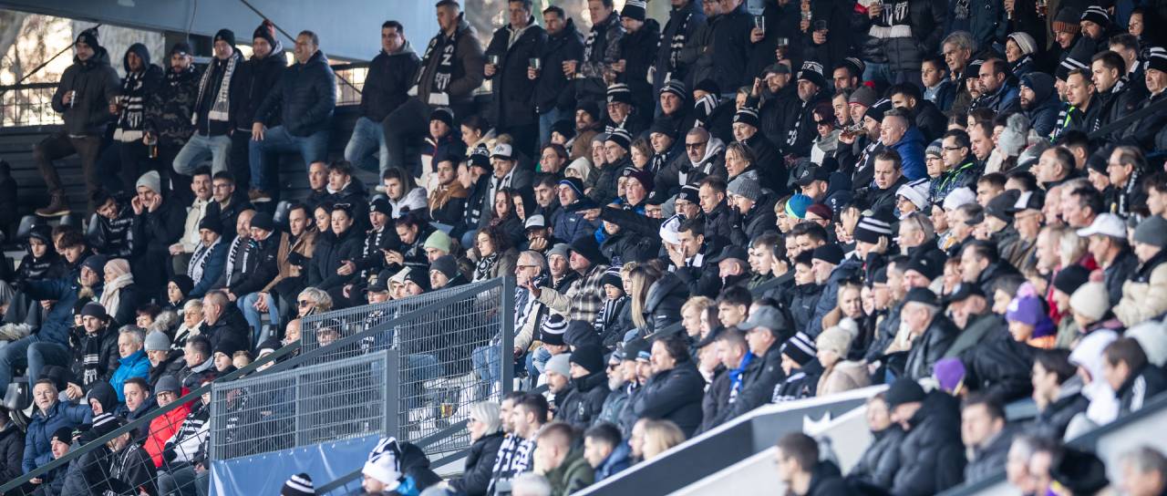 FOTO: Ste bili na tribunah Fazanerije? Poiščite se na fotografijah