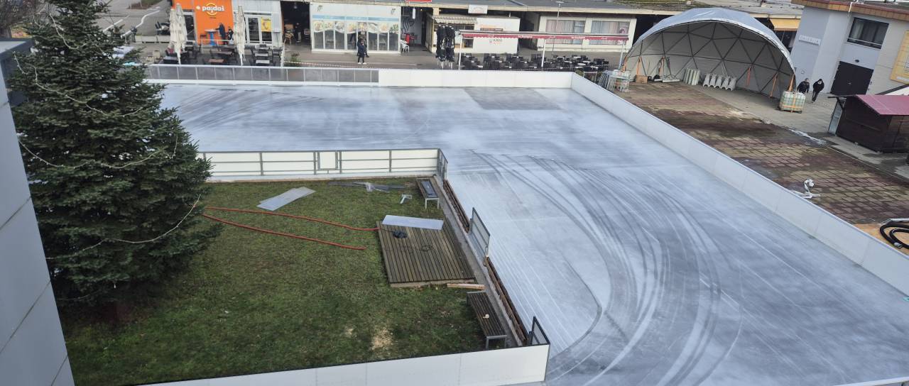 FOTO in VIDEO: Drsališče na Trgu kulture dobiva končno podobo