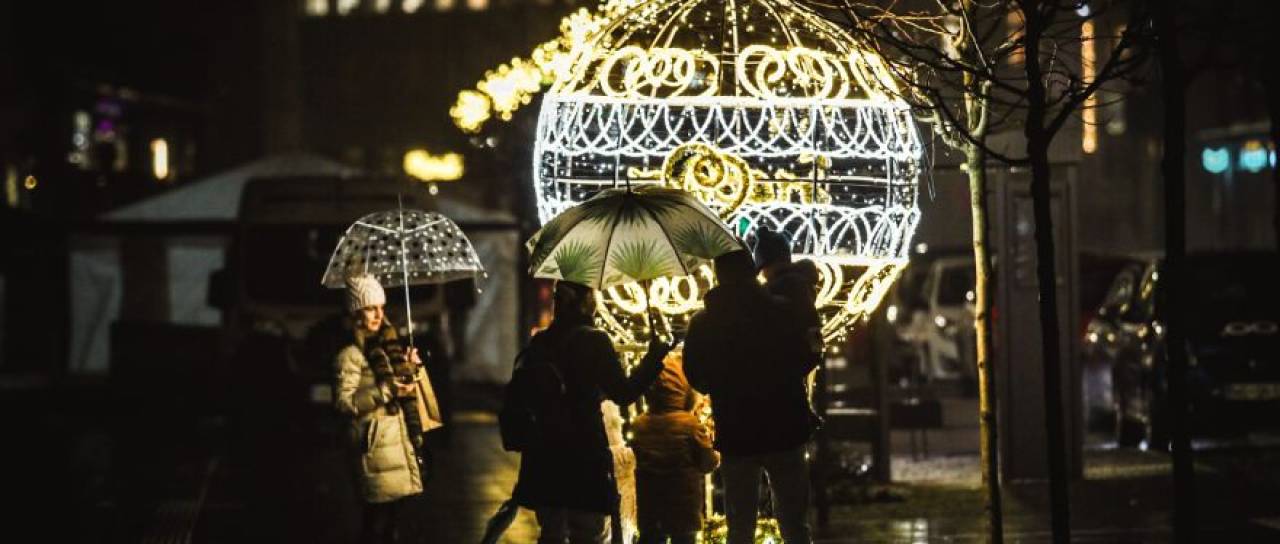 PREDLAGAJTE: Kje v Pomurju je naj okrašena izložba?