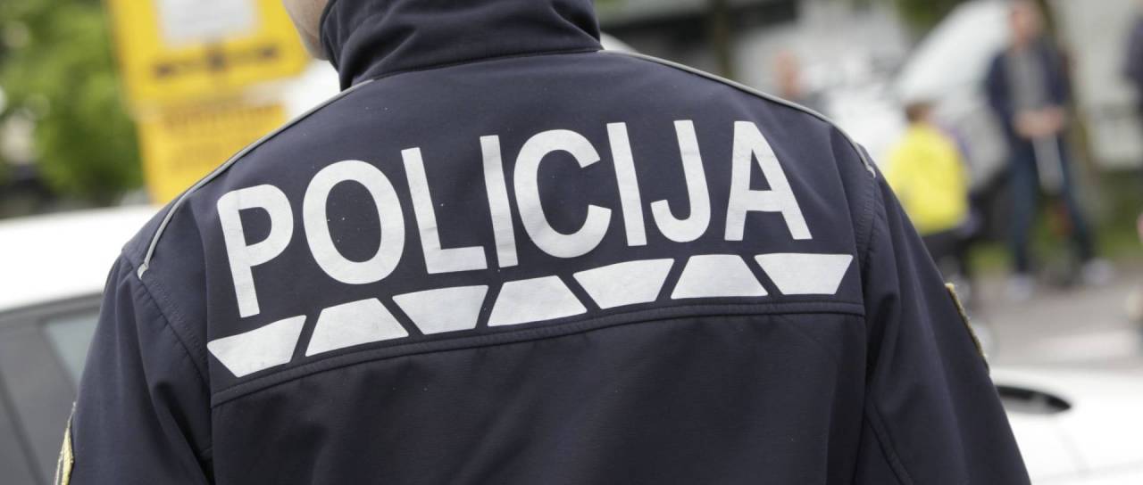 Štajerski policisti ujeli mladoletnika, ki je vozil brez vozniške in pod vplivom alkohola