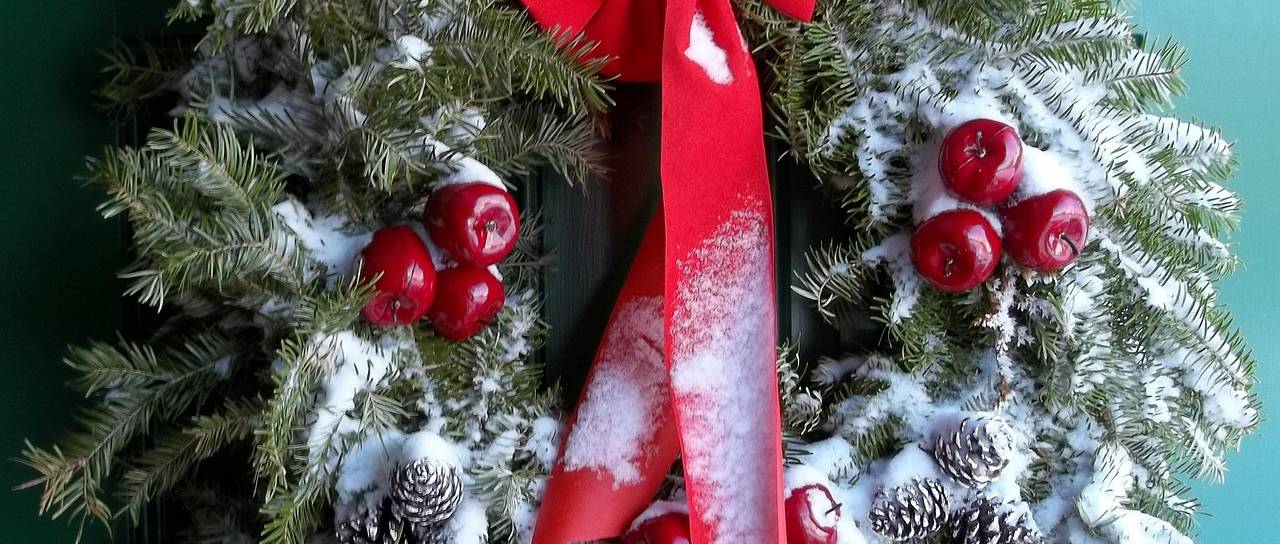 Božična razkošnost Melanie Trump: 51 dreves, 75 venčkov in morje lučk