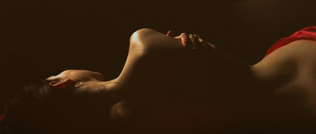 Vroče: Pornhub objavil, katere žgečkljive vsebine so bile letos najbolj priljubljene