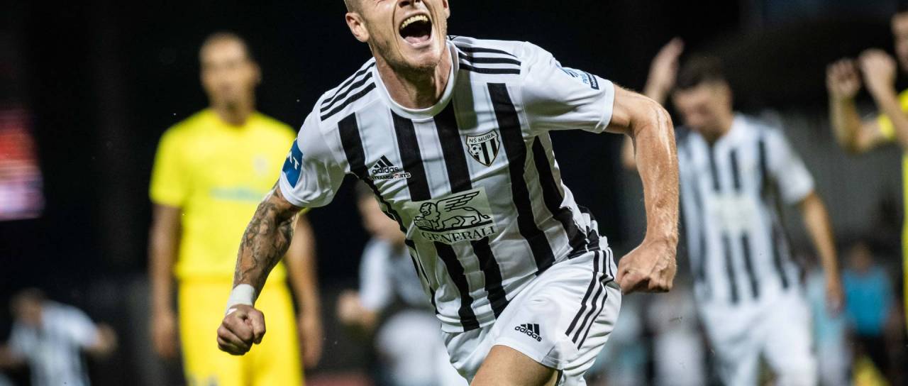 Bobičanec podaljšal pogodbo