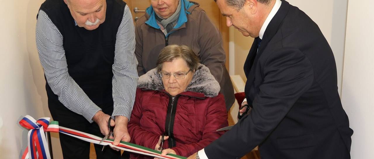 V Lendavi predali v uporabo novo dvigalo in akustični signalizator