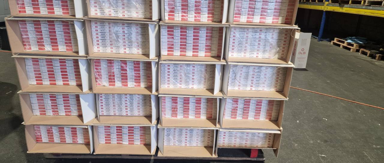 FOTO: Slovenski cariniki preprečili oškodovanje proračuna v vrednosti skoraj dveh milijonov evrov