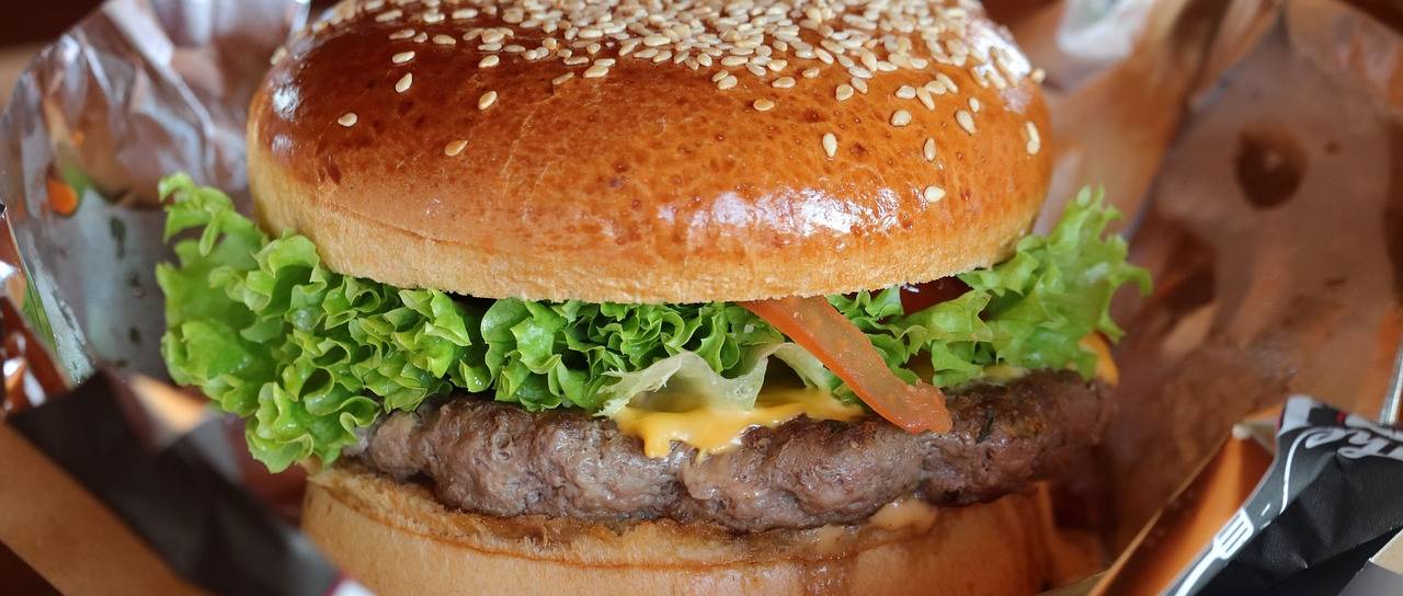 GLASUJTE: Kje v Pomurju je naj burger?