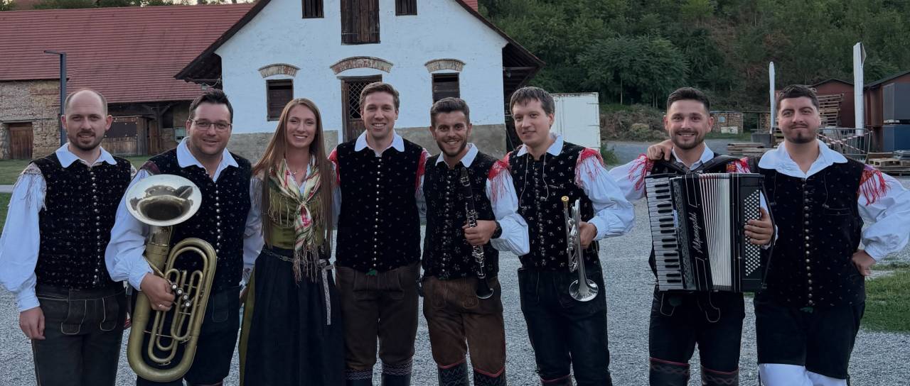 Ansambel Saša Avsenika ostaja brez pevca, Luka Sešek napovedal slovo