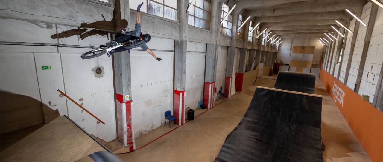 Tržiški BMX park s edino jamo s penastimi kockami zapira vrata