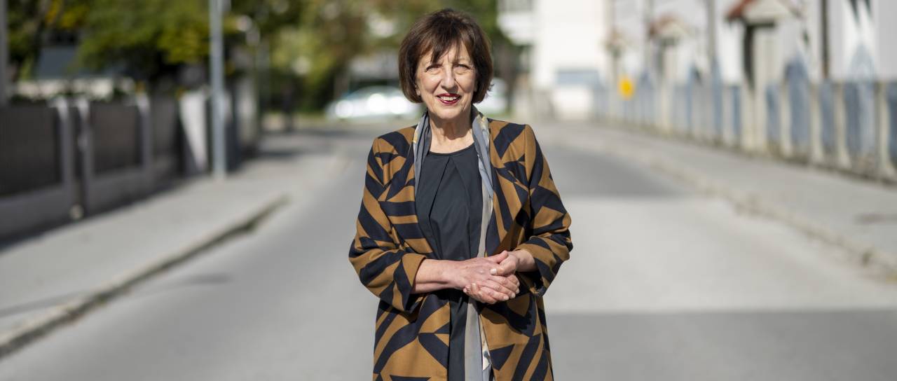 VIKA POTOČNIK