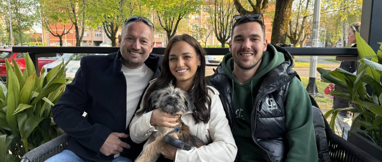 Nič več skrivanja: Kaja Casar začela novo življenje na Hrvaškem, obiskal jo je tudi oče