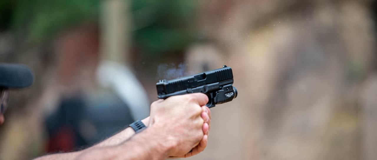 Pijani moški streljal na družinskega člana, policija sprožila preiskavo poskusa umora