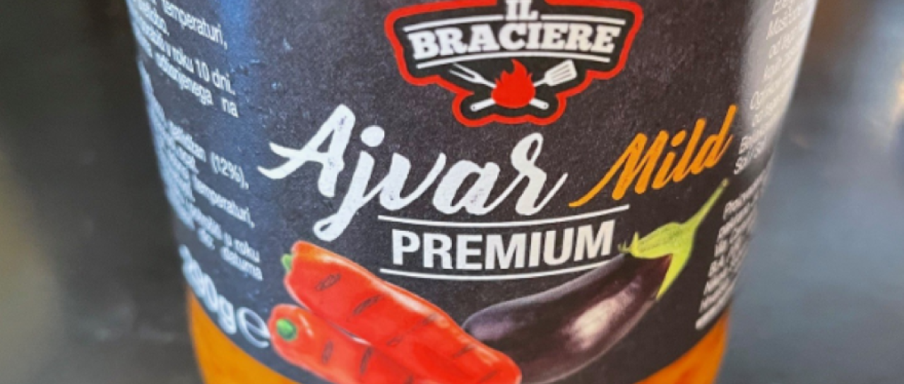 Ne spreglejte! Znani trgovec s polic umaknil ajvar. Ste ga že kupili?