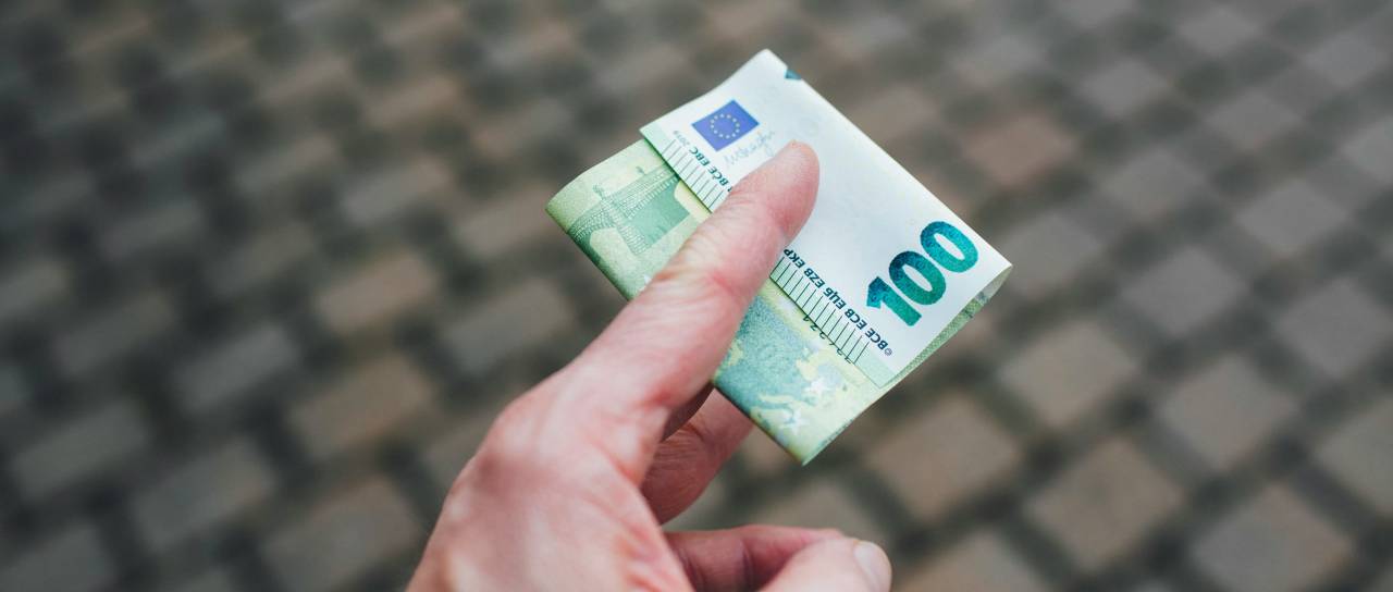 Dobite kazen in nimate denarja? Pri sosedih obstaja zanimiva rešitev