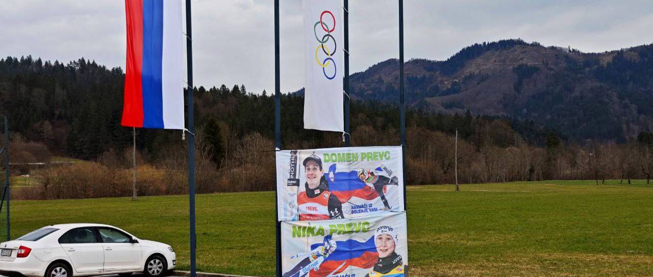 Niko in Domna Prevca slovesno pričakali v Dolenji vasi 