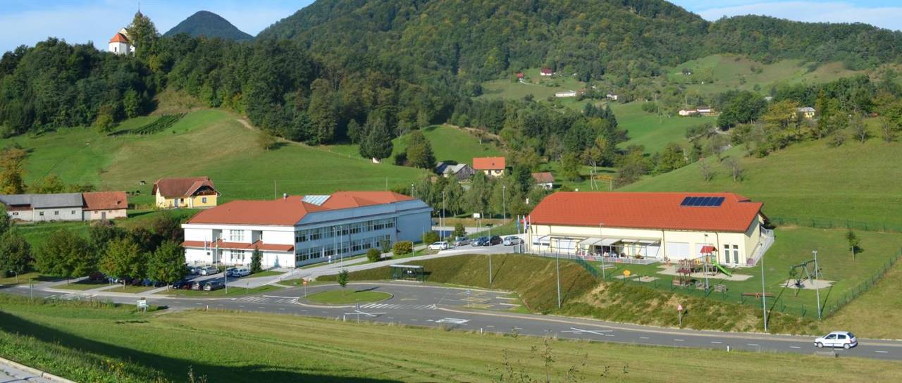 Reflektorji, fitnes in nova igrišča, Žetale nadaljujejo obnovo športnega parka