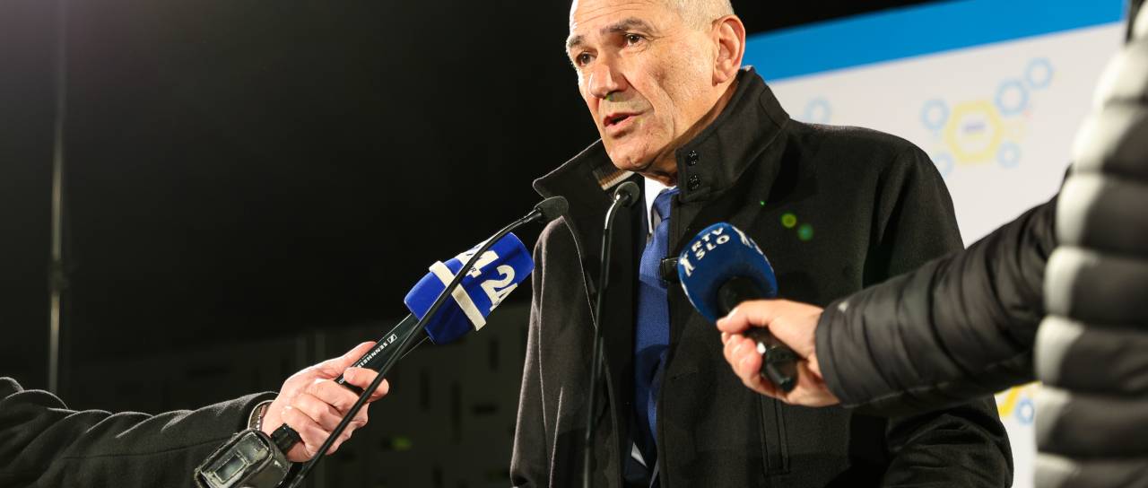Uradno vložena kandidatura Janše za predsednika vlade