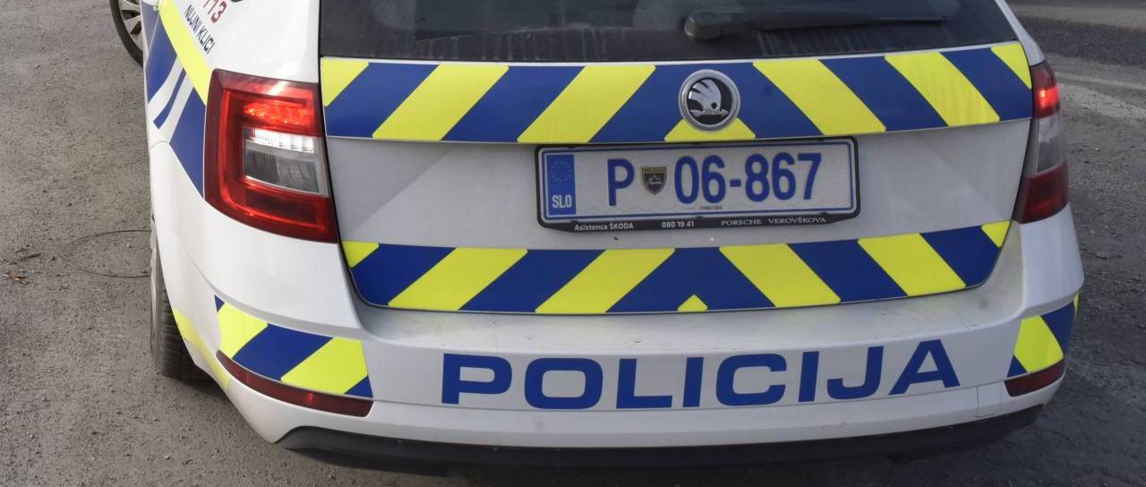 Policisti ustavili voznico, hitri test pokazal kokain