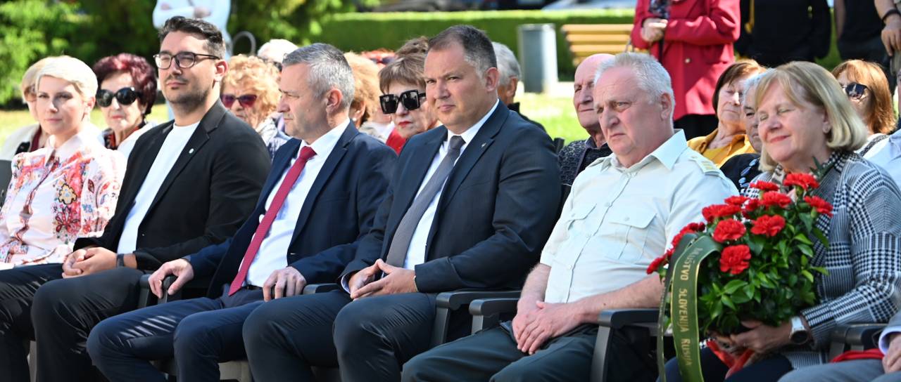 FOTO in VIDEO: V Murski Soboti ob dnevu zmage poudarili pomen miru in svobode