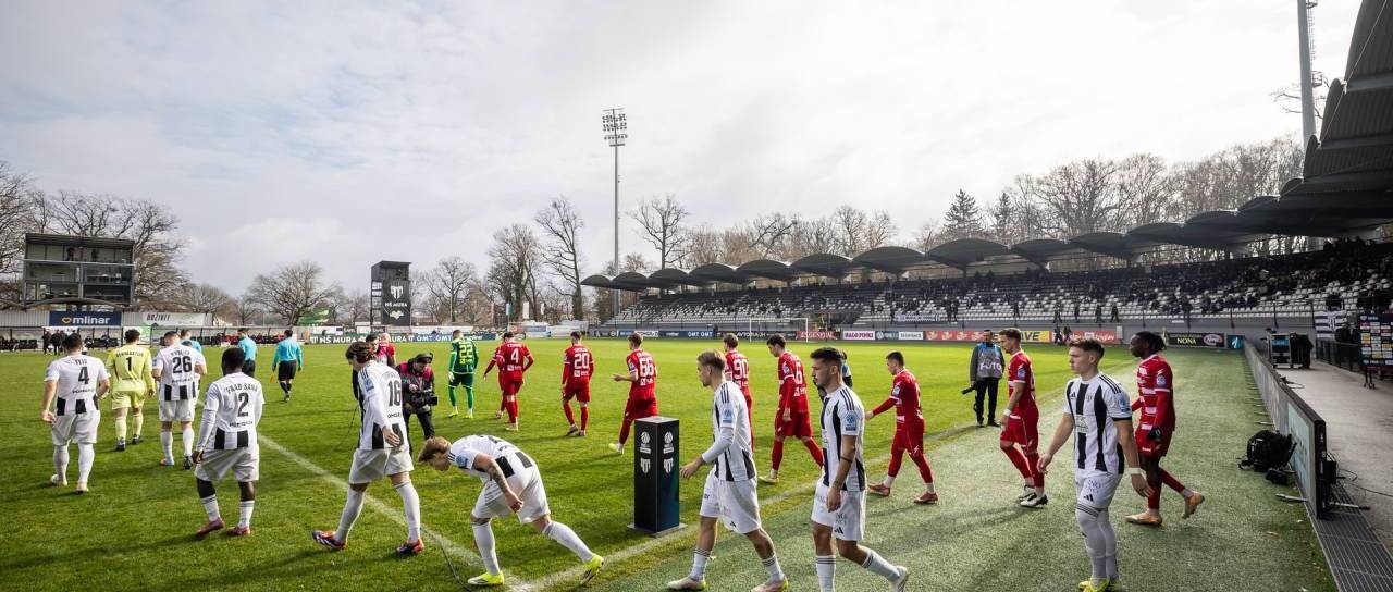 Mura se poslavlja od šesterice nogometašev