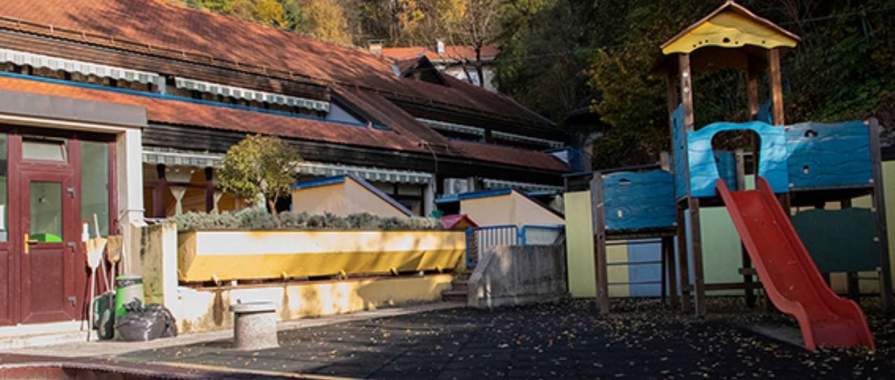 Vrtca ne damo! Starši v šoku zaradi govoric o zaprtju enote Pod Gradom