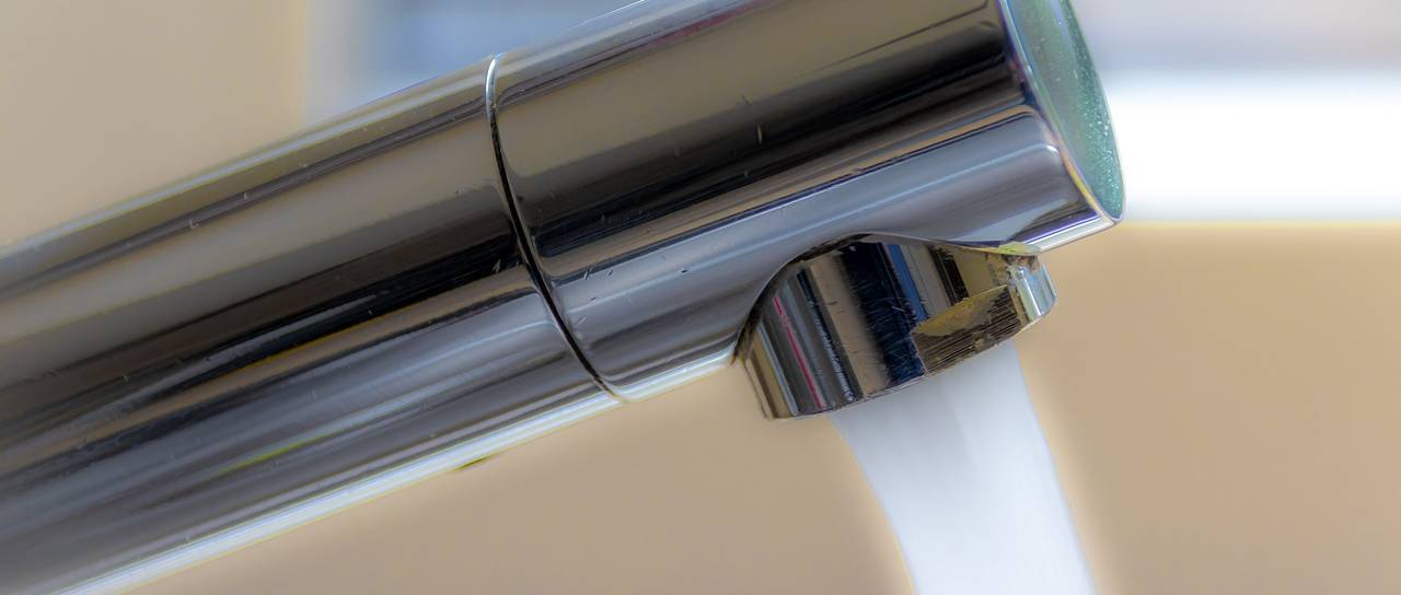 Okvara transportnega voda ogrozila oskrbo z vodo v Radencih