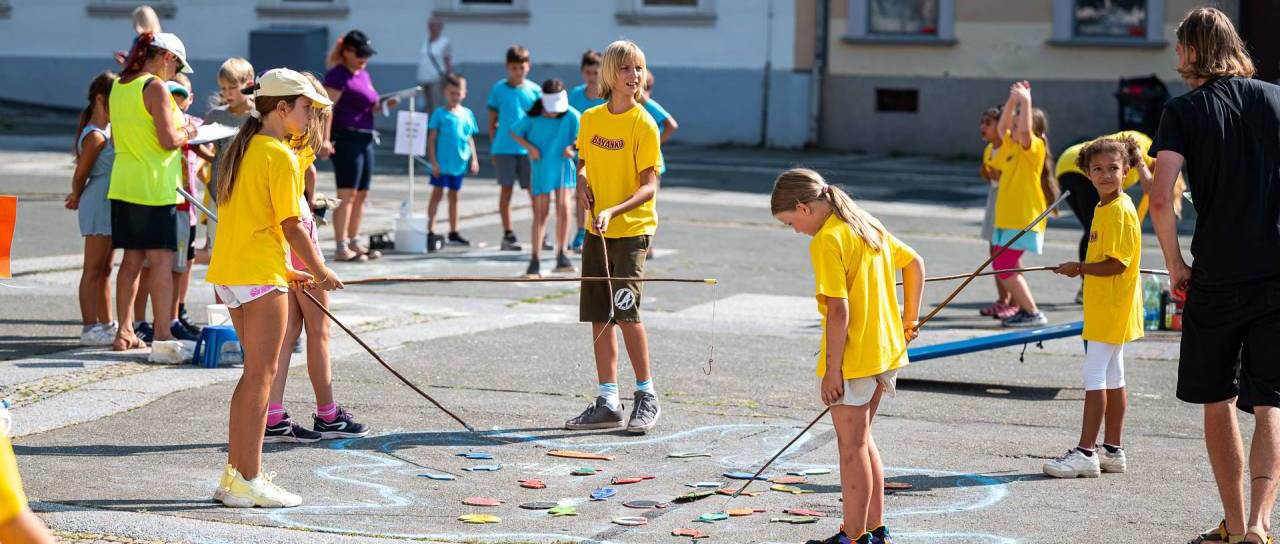 Nov teden poletnih dogodivščin, otroci bodo v Mariboru jahali konje, obiskali fitnes in odšli na izlet v najstarejše slovensko mesto