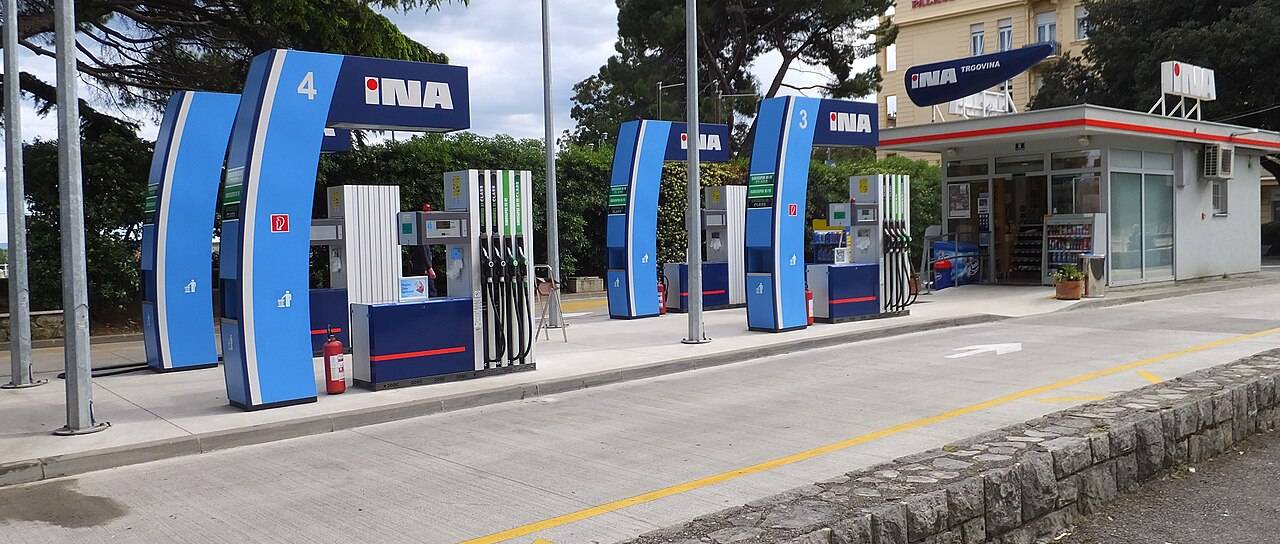 Gorivo na Hrvaškem se bo močno podražilo, dizel za kar osem centov