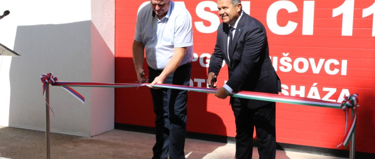 FOTO: V Petišovcih slovesno odprli obnovljeni vaški dom