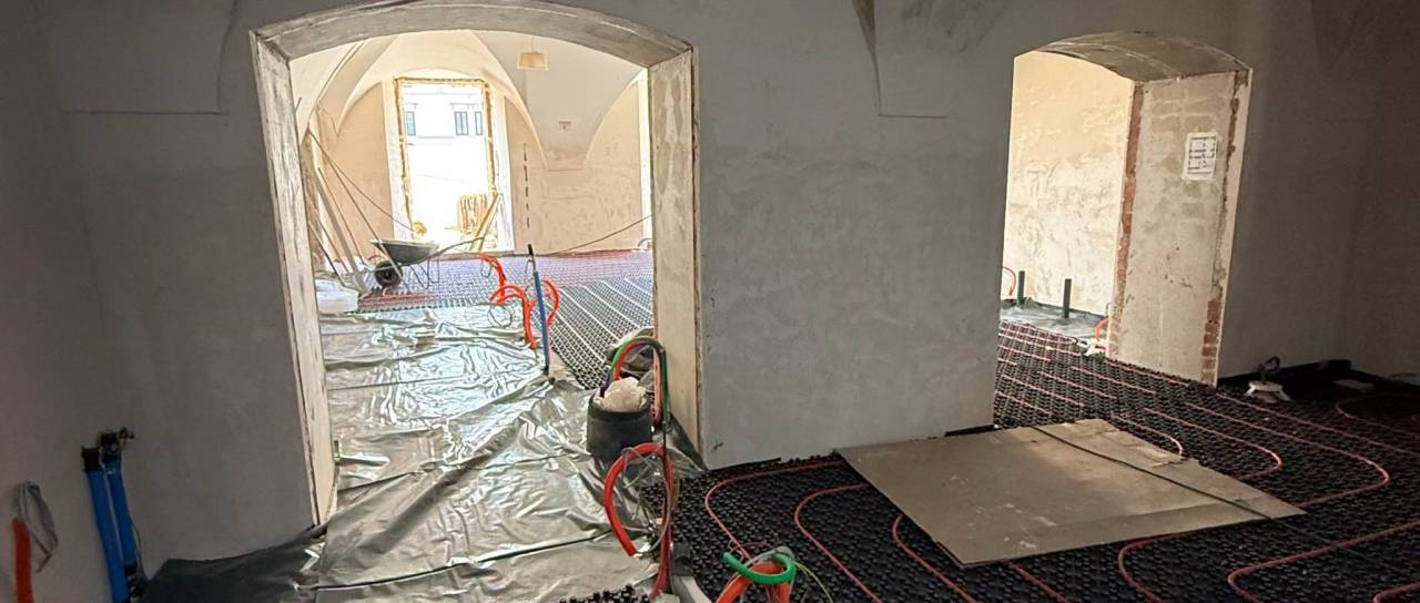 Karpo, Šest svetih ali Pri dveh Jožefih? Nova kavarna v Centru Rotovž išče ime, svoj predlog lahko prispevate tudi vi