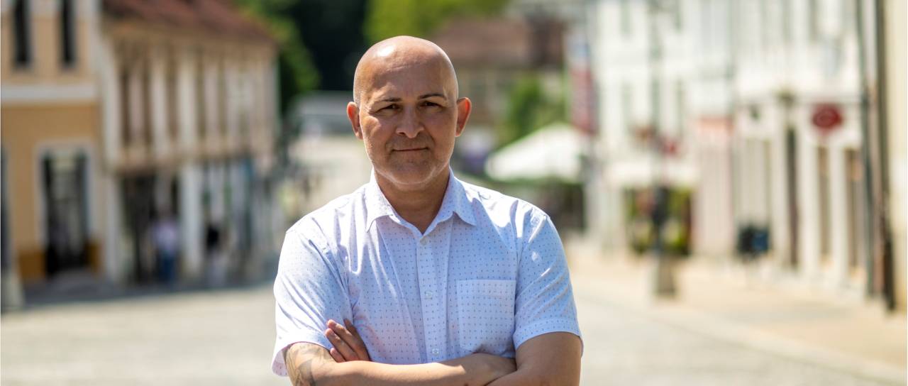 Borut Rončević o načrtih ministrstva, šolanju Romov in pomanjkanju ambicij: To je prvič, da to javno povem, čeprav o tej možnosti razmišljam že od začetka mandata.