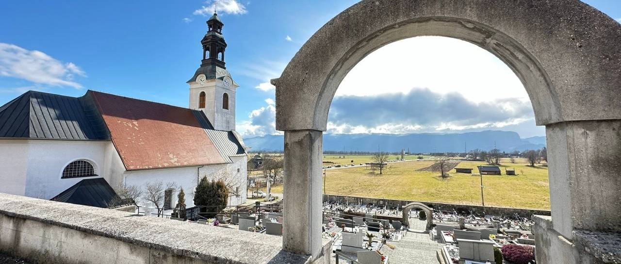 Od Brezij do Kredarice: kam za veliki šmaren na Gorenjskem?