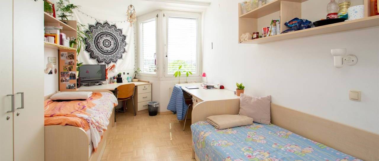 Gorenjski študenti pred dragim izzivom: Toliko stane študij v prestolnici