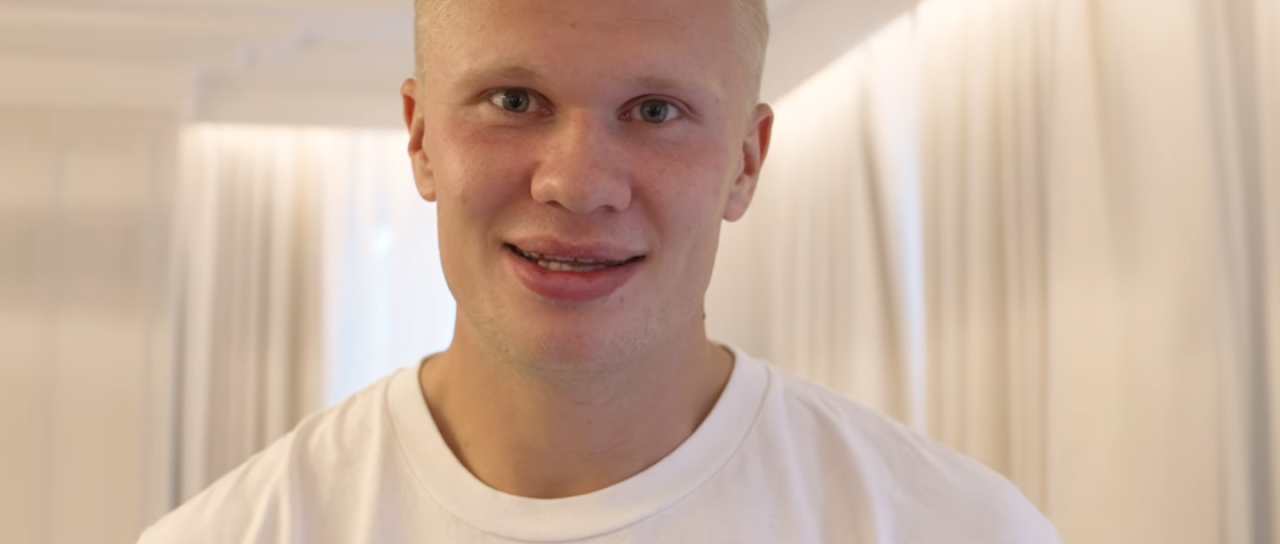 VIDEO: Bi ga sploh prepoznali? Haaland drastično spremenil videz