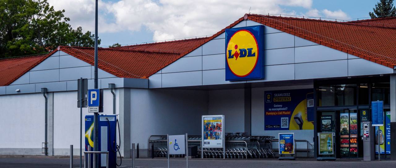 Zaplet s parkiranjem pred Lidlom razjezil Mariborčana: Zdaj je prišel odgovor Lidla