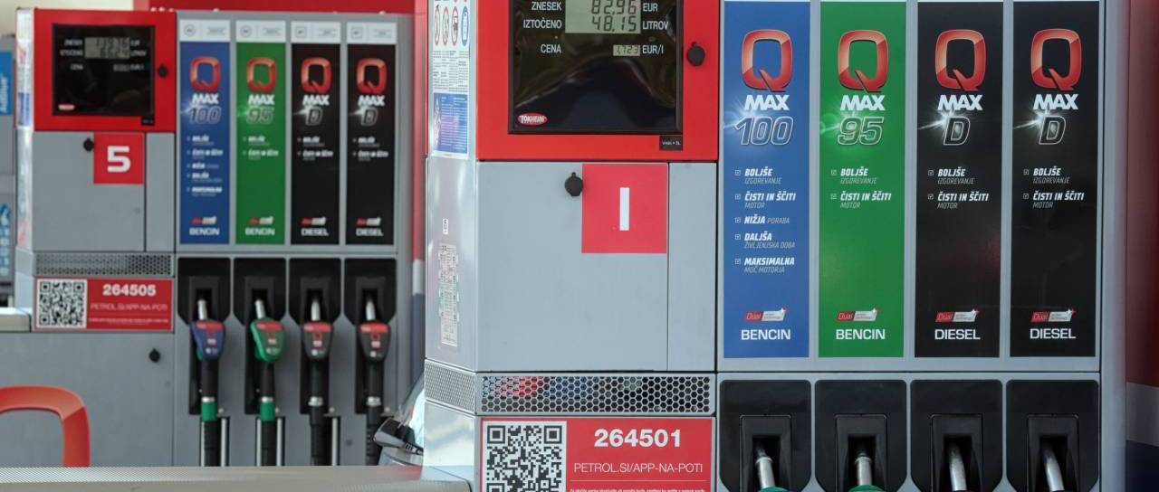 Bencin dražji, dizel precej cenejši? To naj bi voznike čakalo v torek