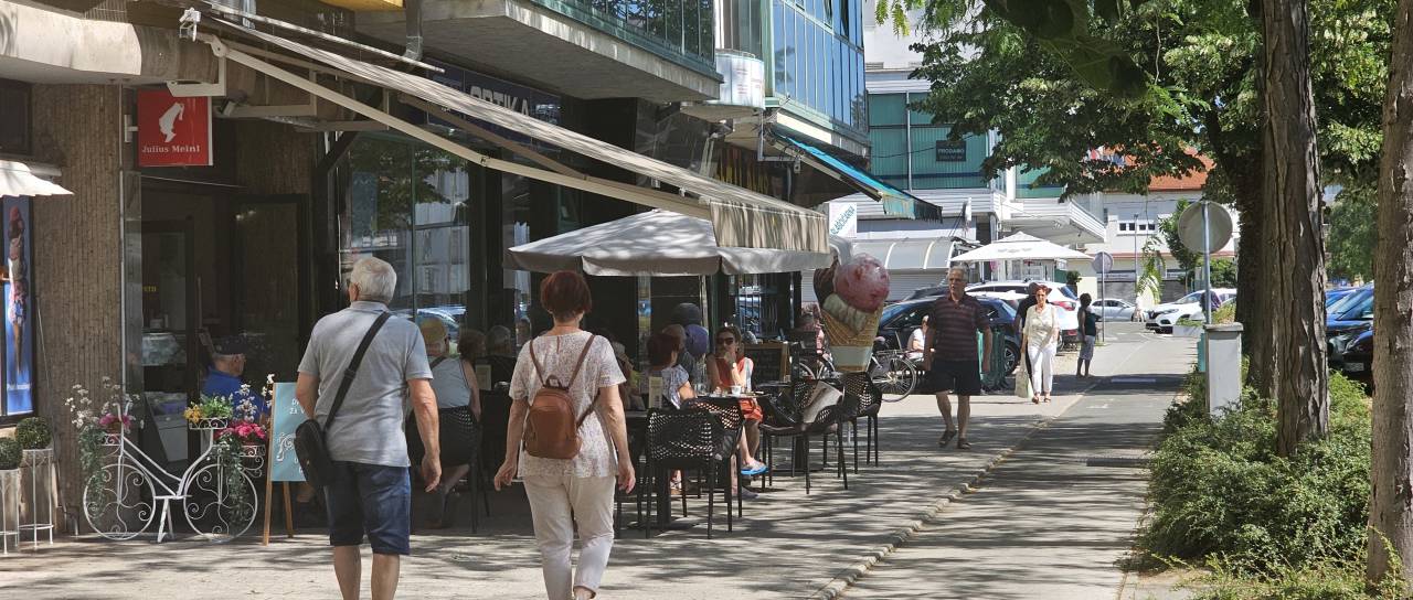 Slovenijo še naprej stiska vročina: Skoraj 40 stopinj in velika požarna ogroženost