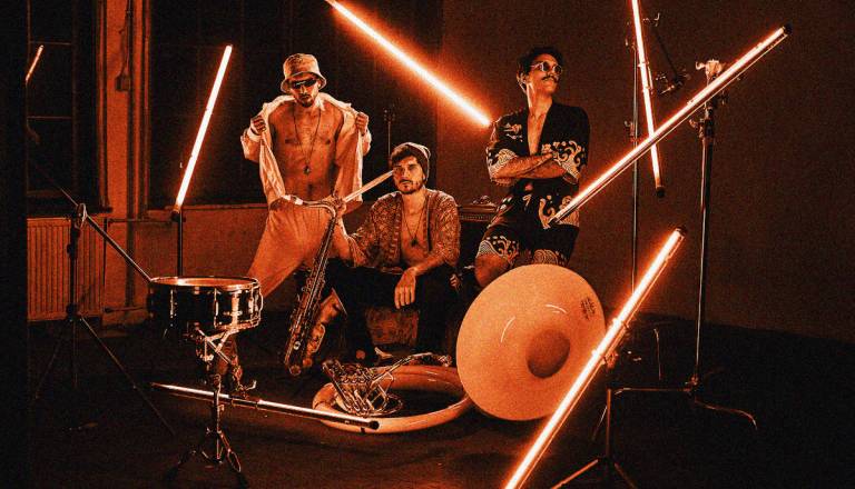 Jazz Club: Pantaloons