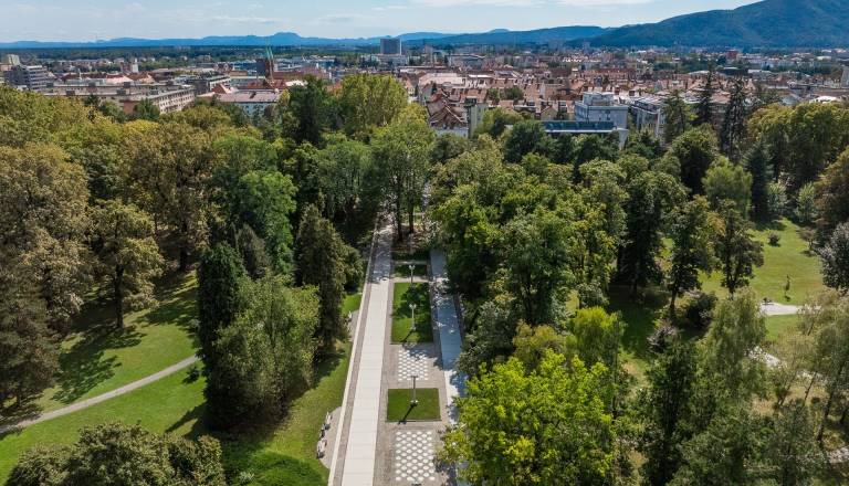 Breplačno vodenje: Po poteh mestnega parka in mestnih gozdov Maribora
