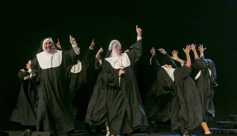 *PRAZNIČNI PROGRAM 2025*: Prospot d.o.o.: NUNE V AKCIJI, glasbena komedija