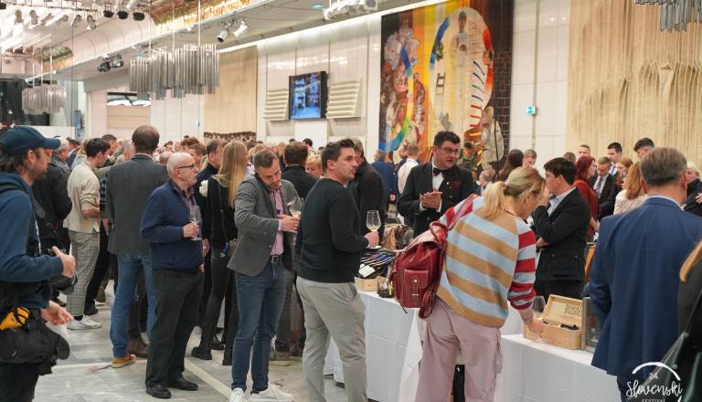 27. SLOVENSKI FESTIVAL VIN