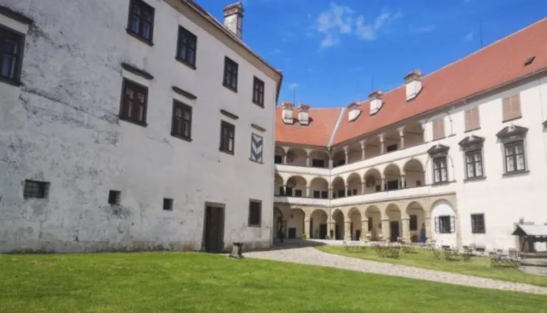 MUZEJSKI VIKEND, DELAVNICE ZA DRUŽINE