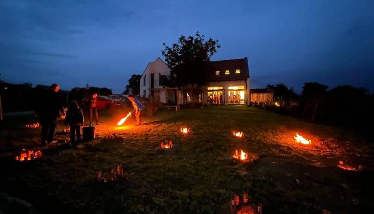 AKUSTIČNI VEČER MED VINOGRADI: Muzikačaka, Plesni band, Timo Chinala in Taščica