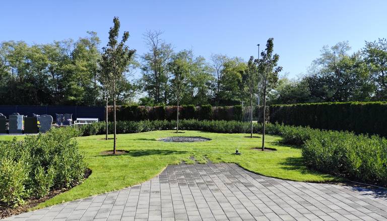 Hajdinsko pokopališče ima nov prostor za raztros pepela, dodatne vodnjake in razsvetljavo