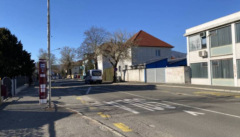 Večmilijonska prenova Ljubljanske ulice v Maribor: Cona 30, ločene kolesarske poti, nove zasaditve