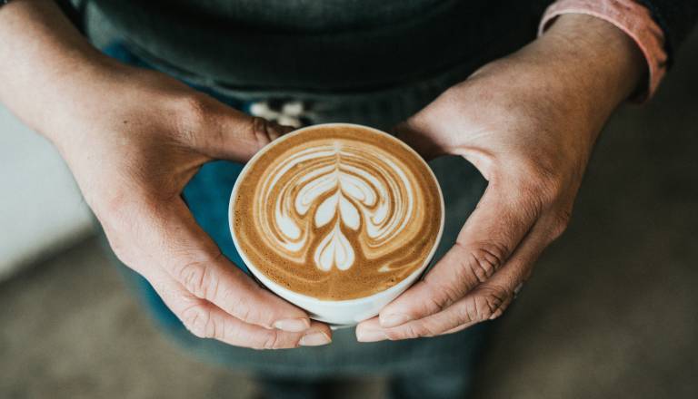 Ste kupili to kavo? Umaknili so jo s polic