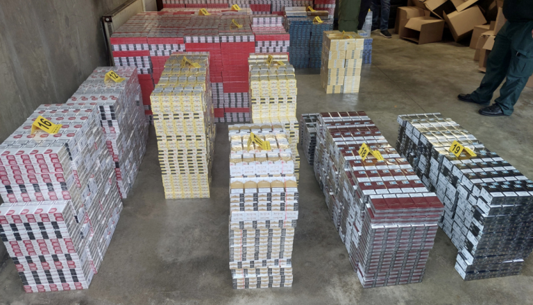 Nov velik zaseg v Pomurju, odkrili cigarete v vrednosti več sto tisoč evrov