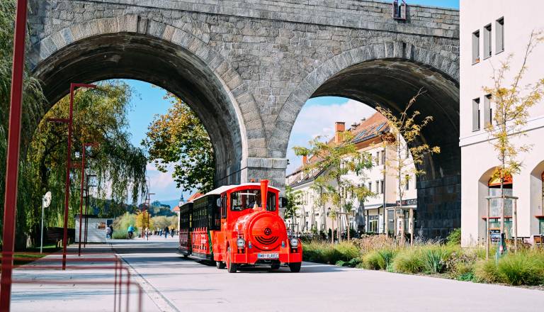 Vinko, Štajerc ali Saša? Predlagajte, kako naj se imenuje novi električni vlakec v Mariboru